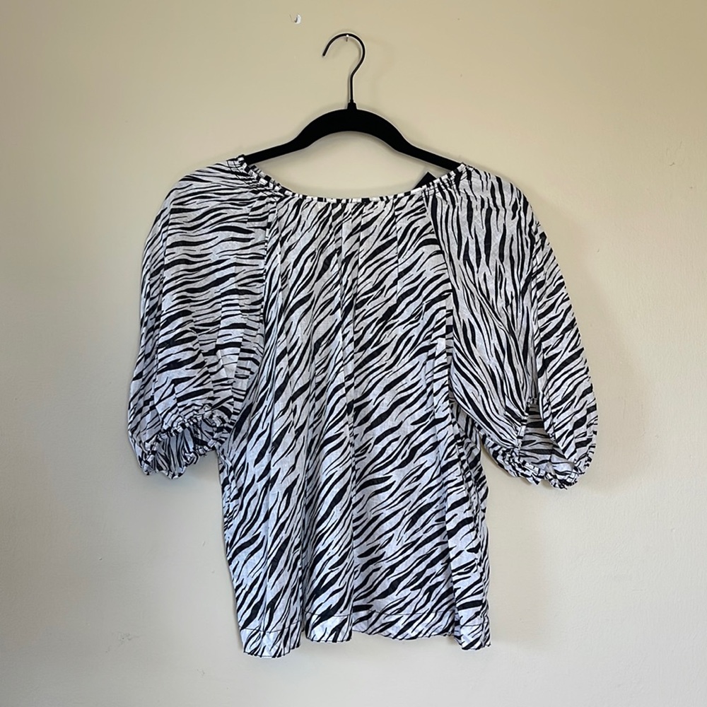 Who What Wear Zebra Short Sleeve